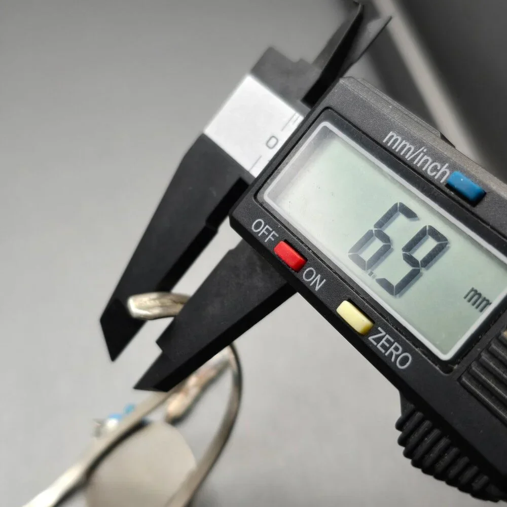 VTG Southwestern Sterling Silver Bracelet 6.75" Crushed Turquoise Feather Charm - Picture 15 of 15